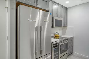 1542 Oak St, Sarasota, FL 34236 - Photo 15