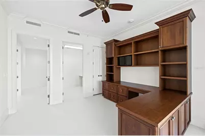 2251 Gulf Of Mexico Drive #301, Longboat Key, FL 34228 - Photo 37