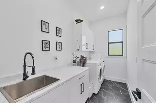 10270 Castanet Ave, Englewood, FL 34224 - Photo 23