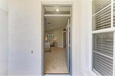 7039 Woodmore Terrace, Lakewood Ranch, FL 34202 - Photo 5