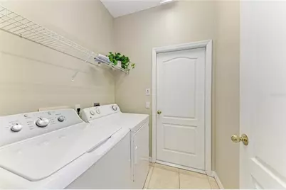 7039 Woodmore Terrace, Lakewood Ranch, FL 34202 - Photo 33