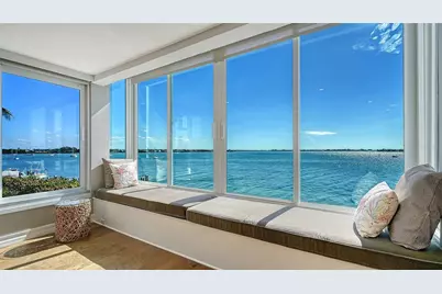 400 Golden Gate Point #31, Sarasota, FL 34236 - Photo 3