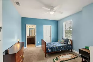 7536 Aguila Dr, Sarasota, FL 34240 - Photo 17