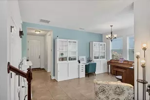 7536 Aguila Dr, Sarasota, FL 34240 - Photo 9