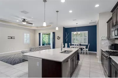 12511 Halfmoon Lake Terrace, Bradenton, FL 34211 - Photo 5