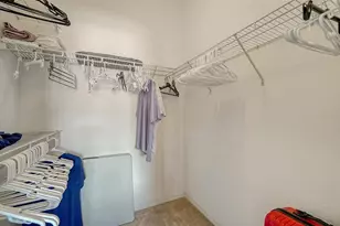 8397 38th St Cir E, Sarasota, FL 34243 - Photo 21