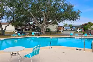 3333 Ramblewood Ct, Sarasota, FL 34237 - Photo 25