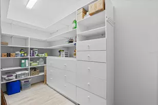 1240 Dolphin Bay Way, Sarasota, FL 34242 - Photo 25