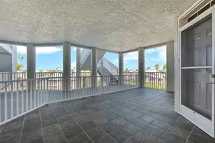 1240 Dolphin Bay Way, Sarasota, FL 34242 - Photo 3