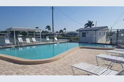 1106 49th Avenue Drive W, Bradenton, FL 34207 - Photo 17