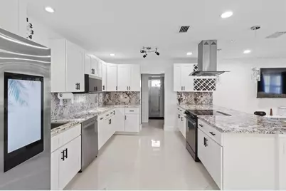 6917 22nd Street W, Bradenton, FL 34207 - Photo 15