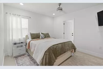 6917 22nd Street W, Bradenton, FL 34207 - Photo 21