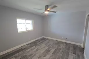 3755 S School Ave, Sarasota, FL 34239 - Photo 9