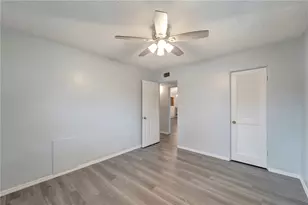 6124 Dartmouth Dr, Bradenton, FL 34207 - Photo 13