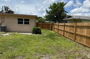 3307 36th Ave W, Bradenton, FL 34205 - Photo 21
