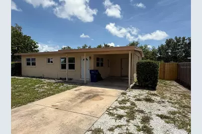 3307 36th Avenue W, Bradenton, FL 34205 - Photo 3