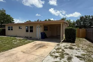 3307 36th Ave W, Bradenton, FL 34205 - Photo 3