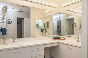 1912 Harbourside Dr, Longboat Key, FL 34228 - Photo 15