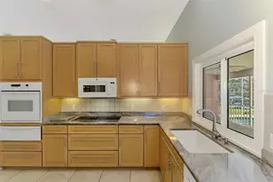 1236 Port Ln, Sarasota, FL 34242 - Photo 27