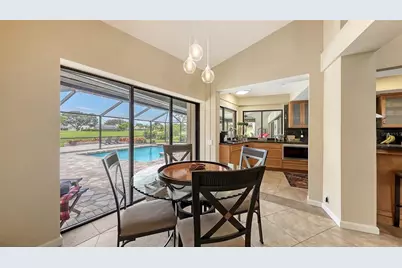 3931 Torrey Pines Boulevard, Sarasota, FL 34238 - Photo 11