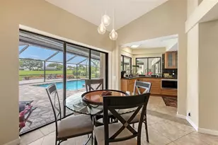 3931 Torrey Pines Blvd, Sarasota, FL 34238 - Photo 11