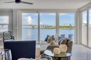 226 Golden Gate Point, Sarasota, FL 34236 - Photo 19
