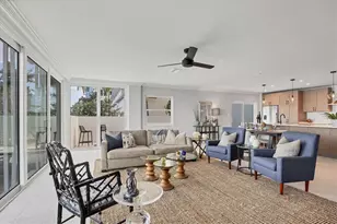 226 Golden Gate Point, Sarasota, FL 34236 - Photo 17