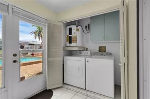 1409 SE 46th Ln, Cape Coral, FL 33904 - Photo 23