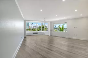 660 Golden Gate Point, Sarasota, FL 34236 - Photo 17