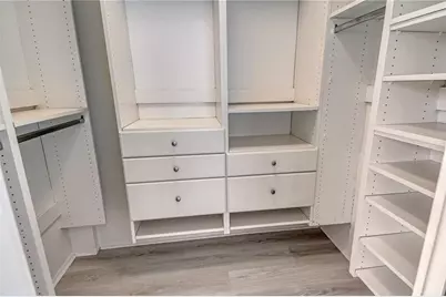 660 Golden Gate Point #32, Sarasota, FL 34236 - Photo 23