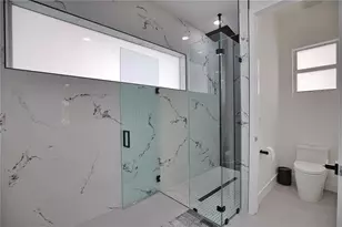 266 W Pine Valley Ln, Rotonda West, FL 33947 - Photo 15