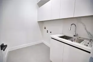 266 W Pine Valley Ln, Rotonda West, FL 33947 - Photo 11