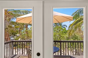 104 77th St, Holmes Beach, FL 34217 - Photo 17