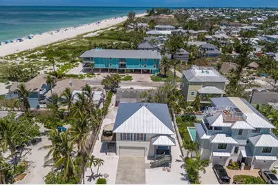 104 77th Street, Holmes Beach, FL 34217 - Photo 33