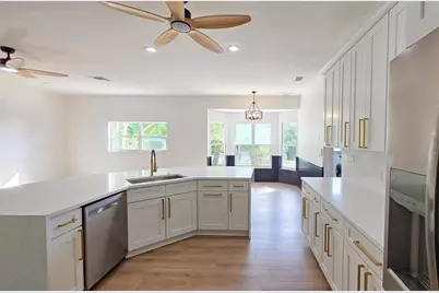 4074 Redbird Circle, Sarasota, FL 34231 - Photo 11