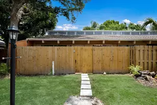 500 N Jefferson Ave, Sarasota, FL 34237 - Photo 1