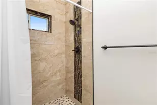 1603 17th St W, Bradenton, FL 34205 - Photo 17