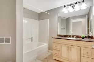 4751 Travini Cir, Sarasota, FL 34235 - Photo 19