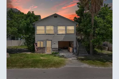 104 10th Street S, Bradenton Beach, FL 34217 - Photo 17