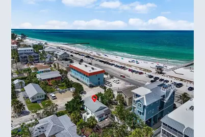 104 10th Street S, Bradenton Beach, FL 34217 - Photo 5