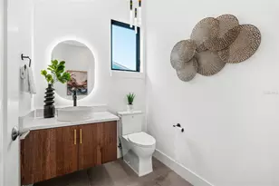 2111 Hawthorne St, Sarasota, FL 34239 - Photo 29