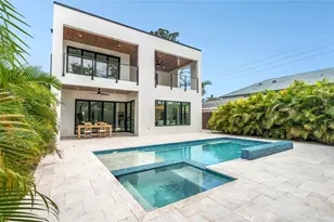 2111 Hawthorne St, Sarasota, FL 34239 - Photo 15