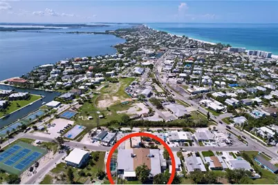 440 62nd Street, Holmes Beach, FL 34217 - Photo 5