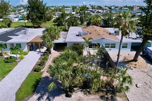 440 62nd St, Holmes Beach, FL 34217 - Photo 57