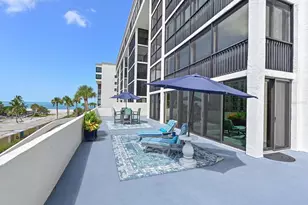 1102 Benjamin Franklin Dr, Sarasota, FL 34236 - Photo 37