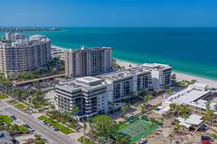 1102 Benjamin Franklin Dr, Sarasota, FL 34236 - Photo 3