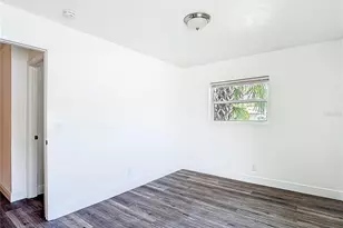 1409 College Park Ln, Tampa, FL 33612 - Photo 15