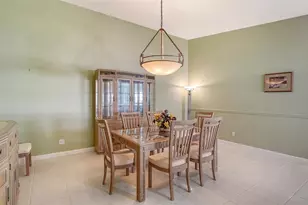 5737 Ivrea Dr, Sarasota, FL 34238 - Photo 19