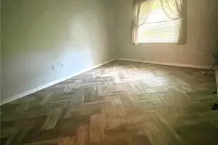 912 La Costa Cir, Sarasota, FL 34237 - Photo 25