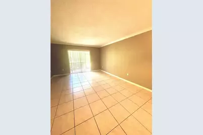 912 La Costa Circle #Unit 3, Sarasota, FL 34237 - Photo 17